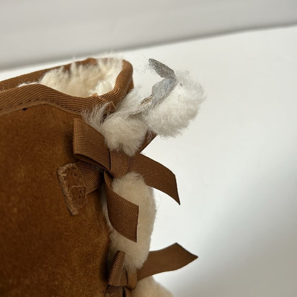 UGG Koolaburra Victoria Short Boots Size 8 Women's Brown Bow Suede Leather - Picture 7 of 12